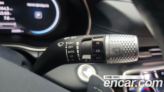 Genesis GV80 2023 — photo 27