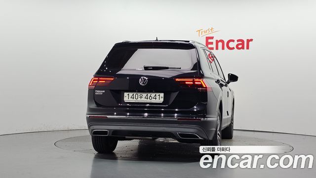 Volkswagen Tiguan 2020 — photo 4