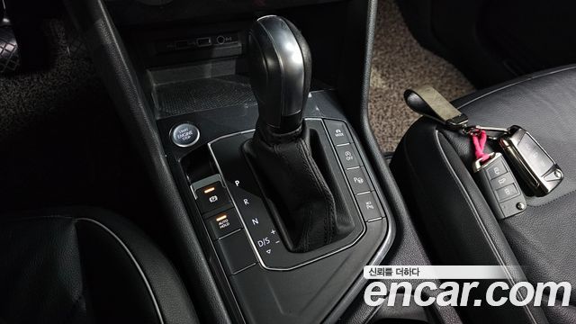 Volkswagen Tiguan 2020 — photo 12