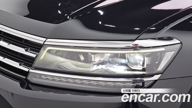 Volkswagen Tiguan 2020 — photo 8