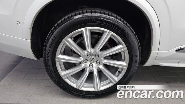 Volvo XC90 2018 — photo 5