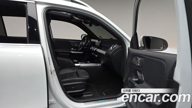 Mercedes-Benz EQB 2023 — photo 16