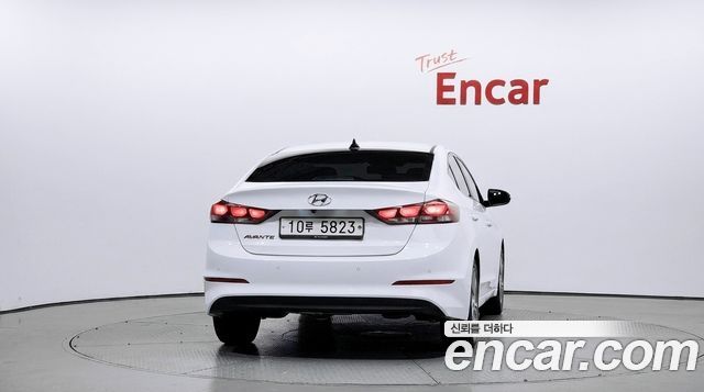 Hyundai AVANTE 2017 — photo 4