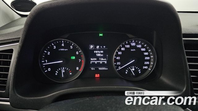 Hyundai AVANTE 2017 — photo 8