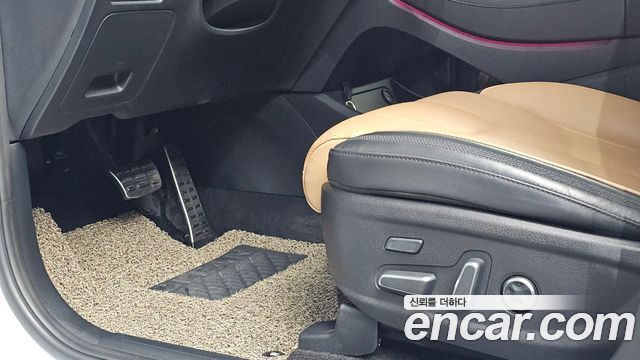 Hyundai Santafe 2023 — photo 20