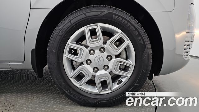 Hyundai Staria 2022 — photo 5