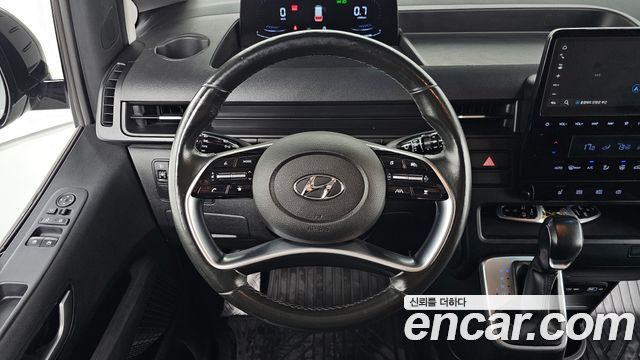 Hyundai Staria 2022 — photo 19