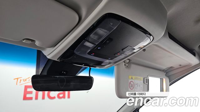 Hyundai Staria 2022 — photo 25