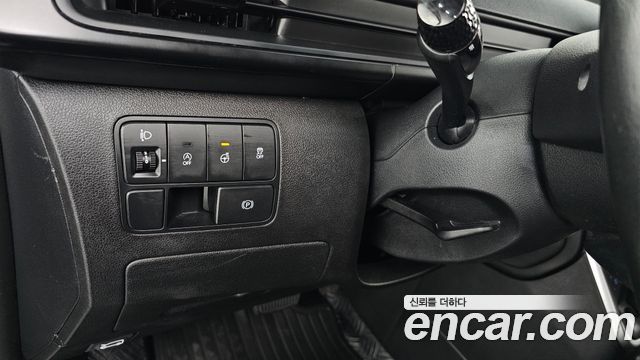 Hyundai Staria 2022 — photo 26