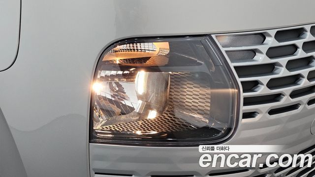 Hyundai Staria 2022 — photo 8