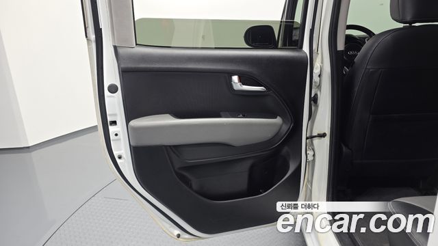 Kia RAY 2018 — photo 15