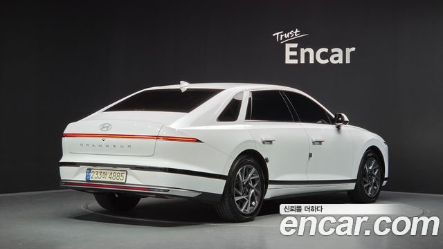 Hyundai Grandeur 2023 — photo 2