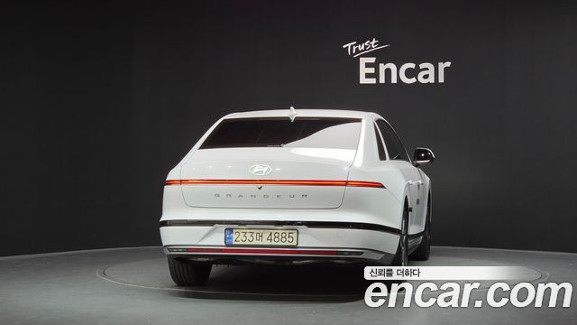 Hyundai Grandeur 2023 — photo 4