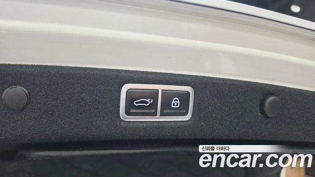 Hyundai Grandeur 2023 — photo 22