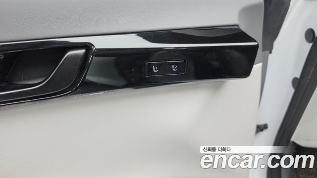 Hyundai Grandeur 2023 — photo 25