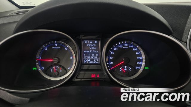 Hyundai Santafe 2015 — photo 11