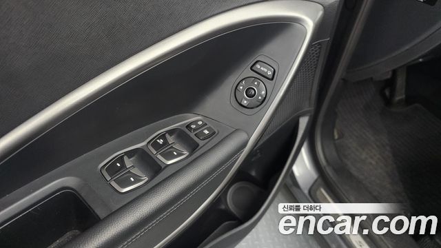 Hyundai Santafe 2015 — photo 27