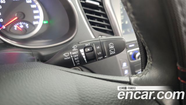 Hyundai Santafe 2015 — photo 30
