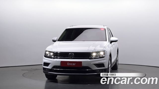 Volkswagen Tiguan 2018 — photo 3
