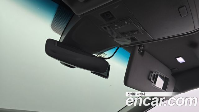 Volkswagen Tiguan 2018 — photo 19