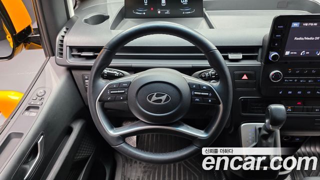 Hyundai Staria 2025 — photo 19