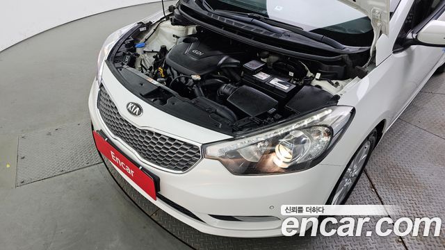 Kia K3 2013 — photo 6