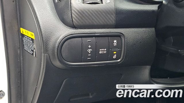 Kia K3 2013 — photo 20
