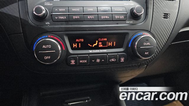 Kia K3 2013 — photo 27