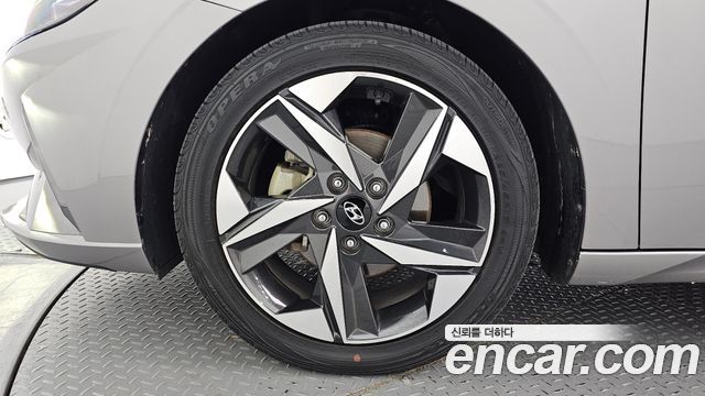 Hyundai AVANTE 2021 — photo 5