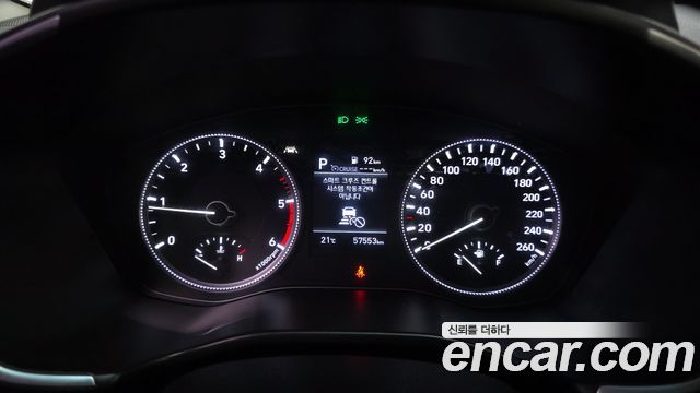 Hyundai Santafe 2019 — photo 11