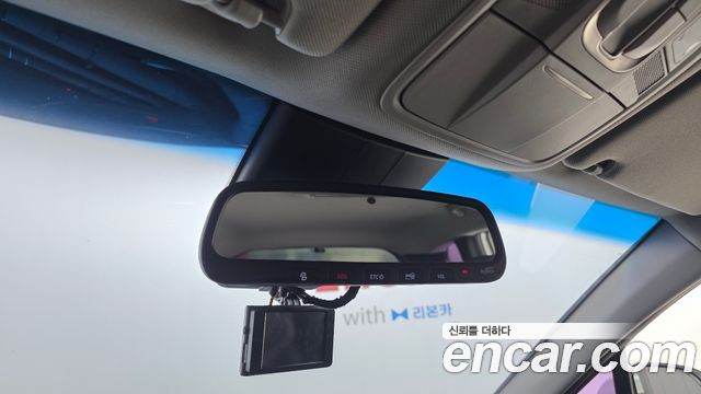 Hyundai Santafe 2019 — photo 24