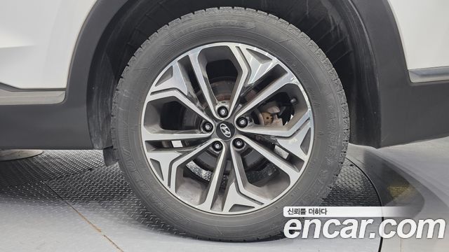 Hyundai Santafe 2019 — photo 7