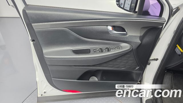 Hyundai Santafe 2019 — photo 14