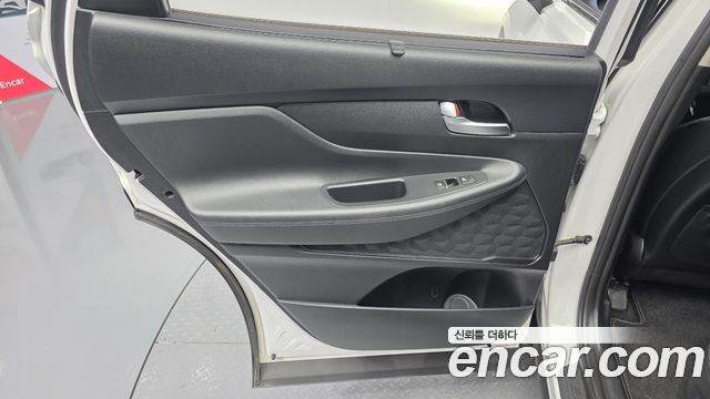 Hyundai Santafe 2019 — photo 15