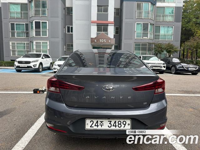 Hyundai AVANTE 2019 — photo 6