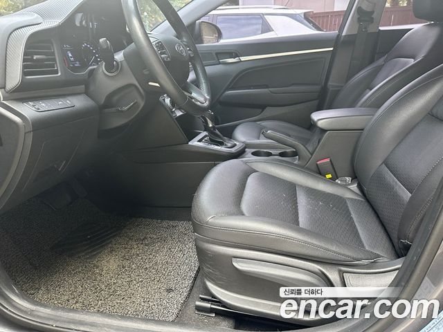 Hyundai AVANTE 2019 — photo 7