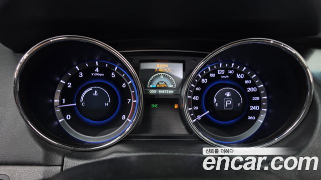 Hyundai Sonata 2012 — photo 11