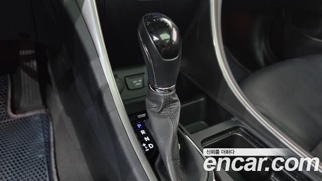 Hyundai Sonata 2012 — photo 12