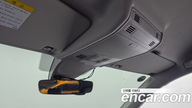 Volkswagen Tiguan 2020 — photo 27