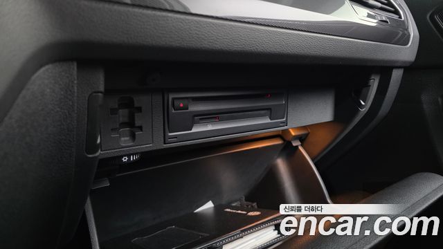Volkswagen Tiguan 2020 — photo 31