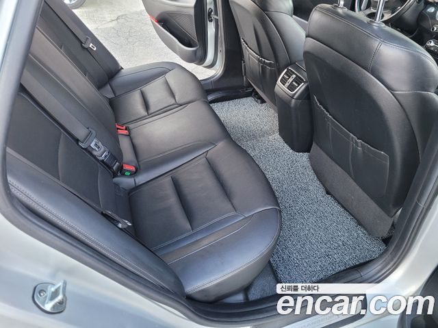 Hyundai Grandeur 2018 — photo 12
