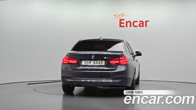 BMW 3-Series 2018 — photo 4