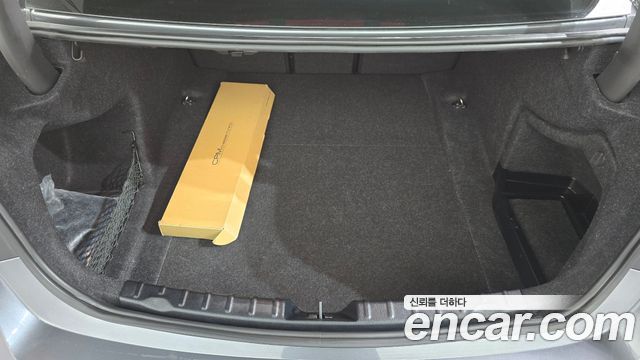 BMW 3-Series 2018 — photo 22