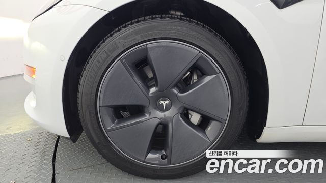 Tesla Model 3 2022 — photo 5