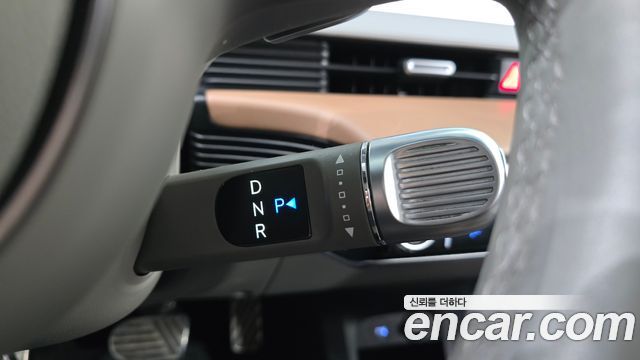 Hyundai Ioniq5 2022 — photo 12