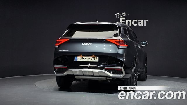 Kia Sportage 2023 — photo 4