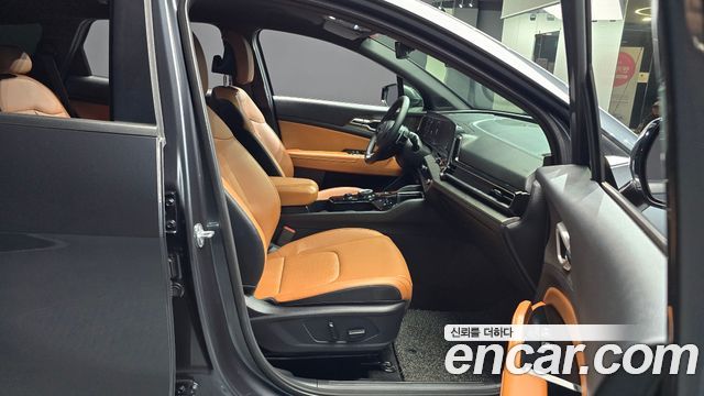 Kia Sportage 2023 — photo 11