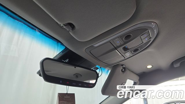 Genesis G80 2018 — photo 28