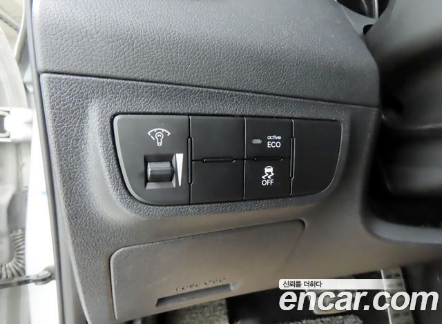 Hyundai Veloster 2012 — photo 14