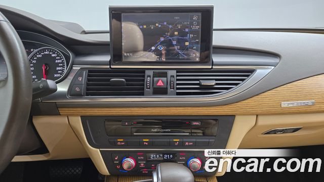 Audi A7 2013 — photo 18
